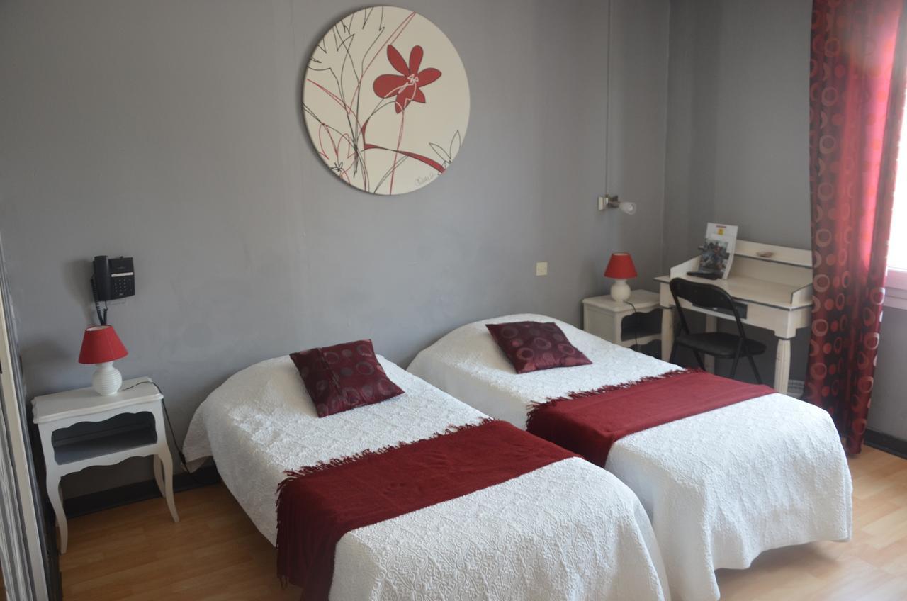 Hotel Le Week-End Plouider ภายนอก รูปภาพ